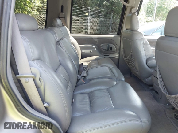 1998 Chevrolet Tahoe z VIN 1GNEK13R0WJ321045, wystawiony jako IAAI lot #42223891 z przebiegiem 192 041 mil mil oraz . Historia ofert i sprzedaży dostępna na DreamBid. Obrazek 8.