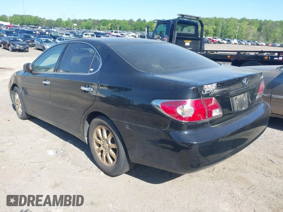 2003 Lexus ES with VIN JTHBF30G530122037, listed as a IAAI auction lot 42051319 with Not Provided miles. Bid and sale history available at carsss.com. Image 3.