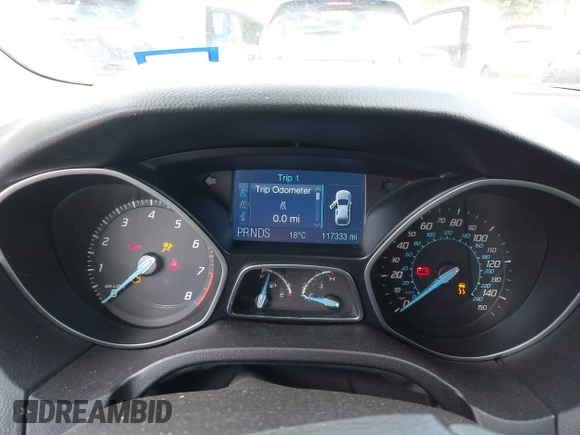 2012 Ford Focus SEL with VIN 1FAHP3M2XCL106248, listed as a IAAI auction lot 42088933 with 117,333 mi miles. Bid and sale history available at carsss.com. Image 7.
