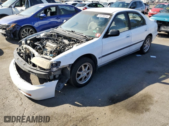 1997 Honda Accord LX with VIN 1HGCD5631VA187865, listed as a Copart auction lot 72278014 with 201,204 mi miles and Salvage Title. Bid and sale history available at carsss.com. Image 1.