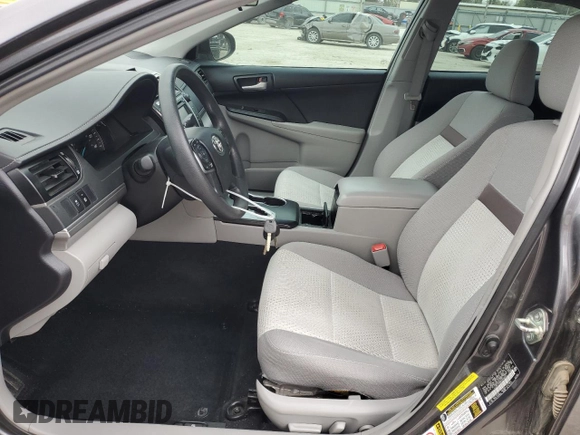 2014 Toyota Camry L with VIN 4T1BF1FK8EU346427, listed as a Copart auction lot 51449855 with 43,931 mi miles and Salvage Title. Bid and sale history available at DreamBid. Image 7.