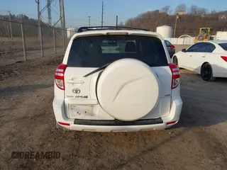 2009 Toyota RAV4 with VIN JTMBF33VX9D001291, listed as a IAAI auction lot 41792376 with 104,318 mi miles and . Bid and sale history available at DreamBid. Image 17.