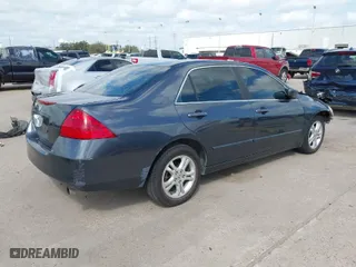 2007 Honda Accord Sdn LX SE with VIN 1HGCM56317A195970, listed as a IAAI auction lot 41767424 with 224,670 mi miles. Bid and sale history available at carsss.com. Image 4.
