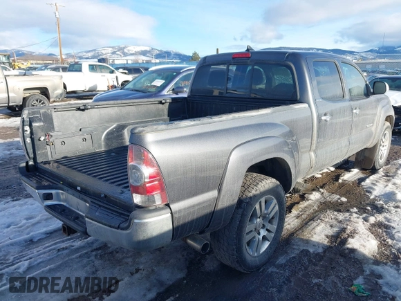 2013 Toyota Tacoma with VIN 3TMMU4FNXDM059768, listed as a IAAI auction lot 41375737 with 227,477 mi miles. Bid and sale history available at carsss.com. Image 4.