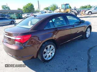 2013 Chrysler 200 Touring with VIN 1C3CCBBB0DN629947, listed as a IAAI auction lot 42216657 with 166,240 mi miles. Bid and sale history available at carsss.com. Image 4.
