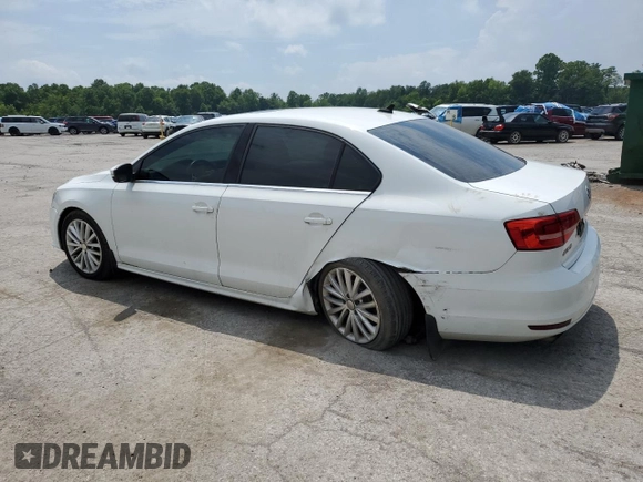 2015 Volkswagen Jetta SE с VIN 3VWD17AJ5FM346949, выставлен на аукционе Copart как лот 62875705 с пробегом 72 817 миль миль и Списание • Salvage title. История ставок и продаж доступна на DreamBid. Изображение 2.