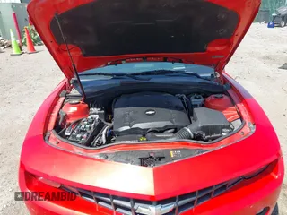 2013 Chevrolet Camaro LT z VIN 2G1FG1E36D9244965, wystawiony jako IAAI lot #40058994 z przebiegiem 75 344 mil mil oraz . Historia ofert i sprzedaży dostępna na DreamBid. Obrazek 10.