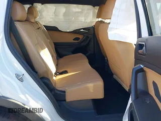 2022 Volkswagen Tiguan SE R-Line Black z VIN 3VVCB7AX3NM009759, wystawiony jako IAAI lot #39075158 z przebiegiem 51 572 mil mil oraz . Historia ofert i sprzedaży dostępna na DreamBid. Obrazek 8.