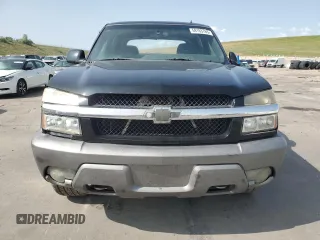 2002 Chevrolet Avalanche z VIN 3GNEC13T92G147979, wystawiony jako Copart lot #59163765 z przebiegiem 221 296 mil mil oraz Czysty tytuł • Clean title. Historia ofert i sprzedaży dostępna na DreamBid. Obrazek 5.