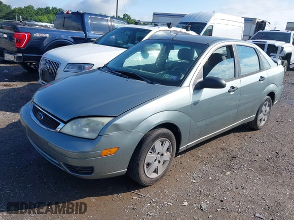 2006 Ford Focus S z VIN 1FAFP34N96W102857, wystawiony jako IAAI lot #42476971 z przebiegiem 125 744 mil mil oraz . Historia ofert i sprzedaży dostępna na DreamBid. Obrazek 2.