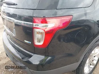 2014 Ford Explorer XLT z VIN 1FM5K8D82EGA68485, wystawiony jako IAAI lot #42198958 z przebiegiem 168 490 mil mil oraz . Historia ofert i sprzedaży dostępna na DreamBid. Obrazek 6.