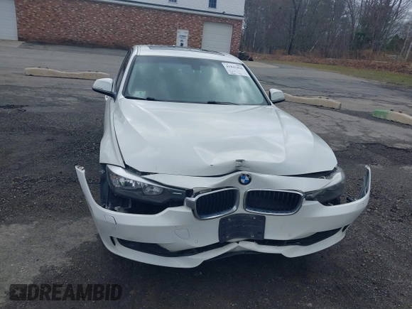 2015 BMW 3 Series 328i xDrive with VIN WBA3B5G50FNS15117, listed as a IAAI auction lot 41843496 with 144,613 mi miles. Bid and sale history available at carsss.com. Image 18.
