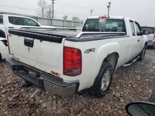 2010 GMC Sierra 1500 with VIN 1GTSKTE06AZ192387, listed as a Copart auction lot 77755374 with 165,945 mi miles and Salvage Title. Bid and sale history available at DreamBid. Image 3.