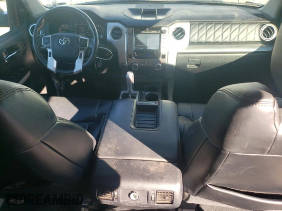 2019 Toyota Tundra SR5 z VIN 5TFAY5F16KX790487, wystawiony jako Copart lot #82783094 z przebiegiem 104 229 mil mil oraz Nie do naprawy • Non repairable. Historia ofert i sprzedaży dostępna na DreamBid. Obrazek 8.