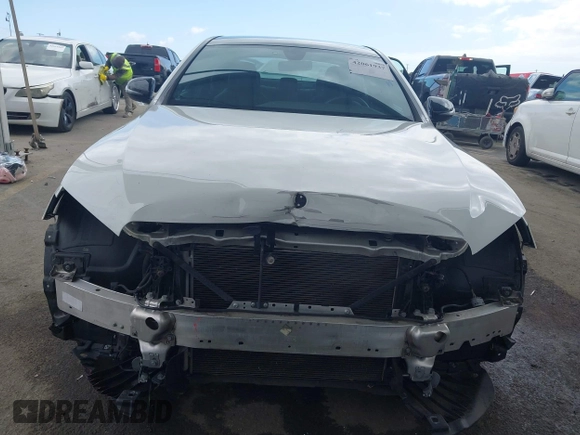 2018 Mercedes-Benz E 300 with VIN WDDZF4JB0JA371240, listed as a IAAI auction lot 42061937 with 66,167 mi miles and . Bid and sale history available at DreamBid. Image 13.