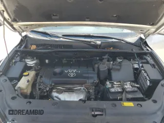 2010 Toyota RAV4 Limited z VIN JTMYF4DV3AD016055, wystawiony jako Copart lot #61856835 z przebiegiem 202 832 mil mil oraz Szkoda całkowita • Salvage title. Historia ofert i sprzedaży dostępna na DreamBid. Obrazek 12.