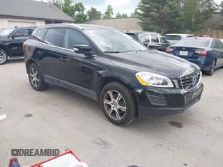 2011 Volvo XC60 3.0T with VIN YV4902DZ6B2185185, listed as a IAAI auction lot 42642075 with 189,566 mi miles and . Bid and sale history available at DreamBid. Image 1.