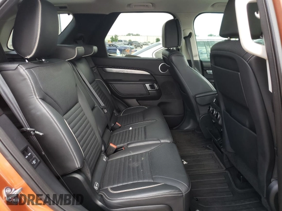 2017 Land Rover Discovery First Edition with VIN SALRTBBV3HA014122, listed as a Copart auction lot 47111373 with 0 mi miles. Bid and sale history available at carsss.com. Image 6.