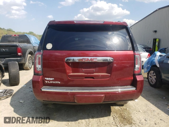 2018 GMC Yukon Denali with VIN 1GKS2CKJ1JR201871, listed as a Copart auction lot 52449594 with 82,761 mi miles and Salvage Title. Bid and sale history available at carsss.com. Image 6.