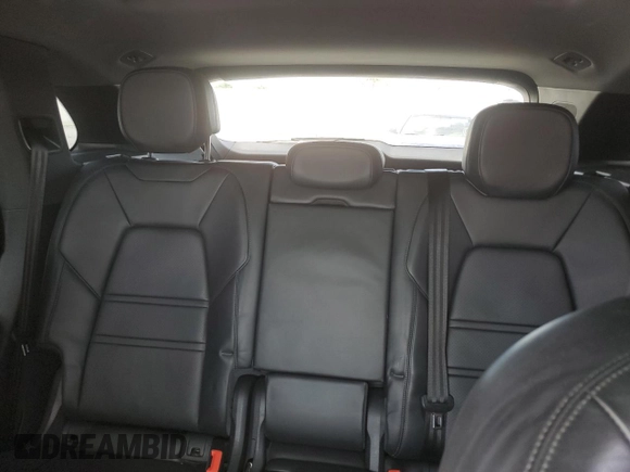 2021 Porsche Cayenne z VIN WP1AA2AY2MDA07577, wystawiony jako Copart lot #54489445 z przebiegiem 35 810 mil mil oraz Szkoda całkowita • Salvage title. Historia ofert i sprzedaży dostępna na DreamBid. Obrazek 10.