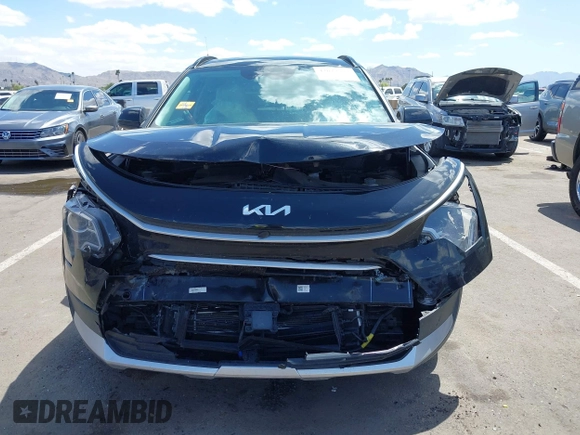 2023 Kia Niro EX with VIN KNDCR3LE1P5100018, listed as a IAAI auction lot 42033942 with 25,188 mi miles. Bid and sale history available at carsss.com. Image 12.