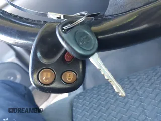2004 Chevrolet Avalanche z VIN 3GNEK12T84G114477, wystawiony jako IAAI lot #41414239 z przebiegiem 241 844 mil mil oraz . Historia ofert i sprzedaży dostępna na DreamBid. Obrazek 11.