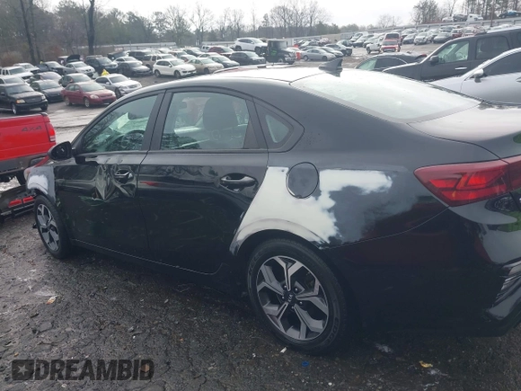 2020 Kia Forte LXS z VIN 3KPF24AD9LE150116, wystawiony jako IAAI lot #41548575 z przebiegiem 113 172 mil mil oraz . Historia ofert i sprzedaży dostępna na DreamBid. Obrazek 14.