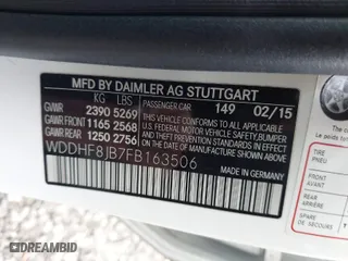 2015 Mercedes-Benz E-Class E 350 Luxury with VIN WDDHF8JB7FB163506, listed as a IAAI auction lot 40734709 with 87,059 mi miles. Bid and sale history available at carsss.com. Image 9.