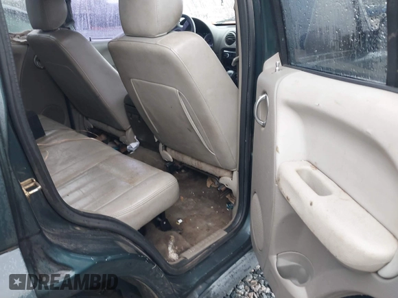 2005 Jeep Liberty Limited with VIN 1J4GK58K95W519297, listed as a IAAI auction lot 41766368 with 261,551 mi miles. Bid and sale history available at carsss.com. Image 8.