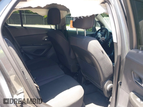 2020 Chevrolet Trax LS with VIN 3GNCJKSB7LL193573, listed as a IAAI auction lot 42560366 with 67,311 mi miles and . Bid and sale history available at DreamBid. Image 8.