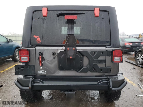 2018 Jeep Wrangler JK Unlimited Sport S with VIN 1C4BJWDG2JL850826, listed as a Copart auction lot 38988604 with 81,392 mi miles. Bid and sale history available at carsss.com. Image 6.