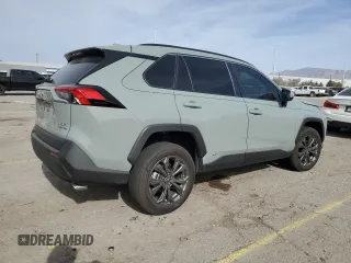 2023 Toyota RAV4 Hybrid XLE Premium z VIN 4T3B6RFV8PU129611, wystawiony jako Copart lot #52424075 z przebiegiem 30 595 mil mil oraz Szkoda całkowita • Salvage title. Historia ofert i sprzedaży dostępna na DreamBid. Obrazek 3.