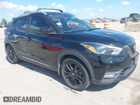 2020 Nissan Kicks SR z VIN 3N1CP5DV9LL539481, wystawiony jako IAAI lot #42099708 z przebiegiem 67 361 mil mil oraz . Historia ofert i sprzedaży dostępna na DreamBid. Obrazek 1.