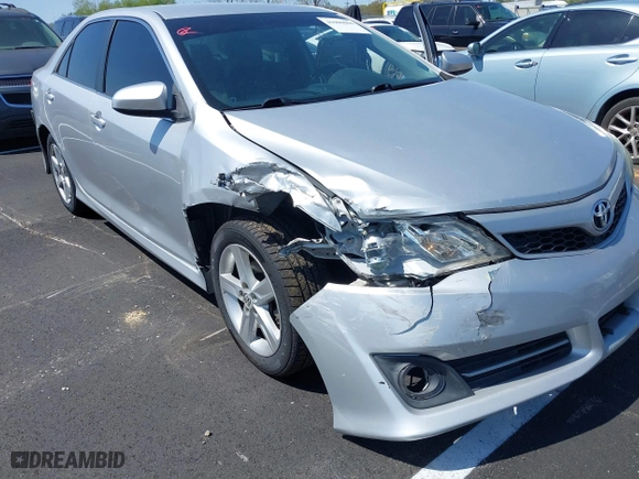 2014 Toyota Camry L with VIN 4T1BF1FK7EU354731, listed as a IAAI auction lot 41900006 with 217,767 mi miles. Bid and sale history available at carsss.com. Image 6.