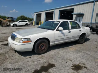 2004 Mercury Grand Marquis GS with VIN 2MEFM74W34X623107, listed as a Copart auction lot 72426544 with 198,850 mi miles and Salvage Title. Bid and sale history available at carsss.com. Image 1.