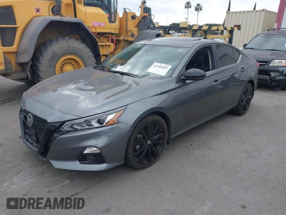2022 Nissan Altima SR z VIN 1N4BL4CV7NN420272, wystawiony jako IAAI lot #41445103 z przebiegiem 48 685 mil mil oraz . Historia ofert i sprzedaży dostępna na DreamBid. Obrazek 2.
