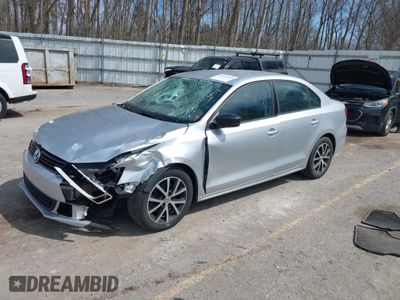 2014 Volkswagen Jetta TDI w/Premium/Nav z VIN 3VWLL7AJ3EM332617, wystawiony jako IAAI lot #42033000 z przebiegiem 186 444 mil mil oraz . Historia ofert i sprzedaży dostępna na DreamBid. Obrazek 17.