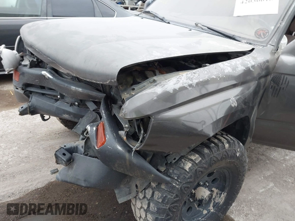 1998 Toyota 4Runner SR5 z VIN JT3GN86R3W0082047, wystawiony jako IAAI lot #42030018 z przebiegiem 259 894 mil mil oraz . Historia ofert i sprzedaży dostępna na DreamBid. Obrazek 6.