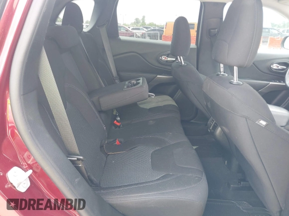2020 Jeep Cherokee Latitude с VIN 1C4PJLCBXLD506409, выставлен на аукционе IAAI как лот 42110399 с пробегом 64 332 миль миль и . История ставок и продаж доступна на DreamBid. Изображение 8.