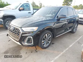 2023 Audi Q5 S line Premium with VIN WA1GAAFY0P2037363, listed as a IAAI auction lot 42372352 with 45,309 mi miles and . Bid and sale history available at DreamBid. Image 18.