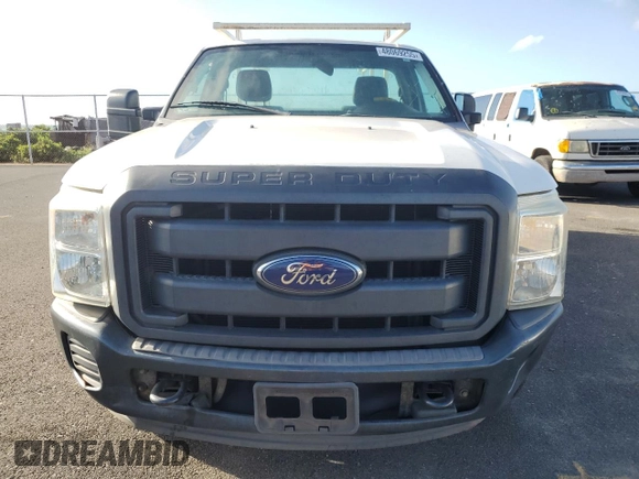2015 Ford F-250 XL with VIN 1FDBF2A6XFEC57194, listed as a Copart auction lot 48069255 with 274,265 mi miles and Clean title. Bid and sale history available at DreamBid. Image 5.