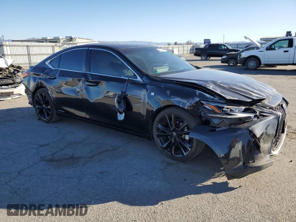 2022 Lexus ES 300h F Sport with VIN 58AGA1C19NU018460, listed as a Copart auction lot 88367985 with 26,807 mi miles and Salvage title. Bid and sale history available at DreamBid. Image 4.