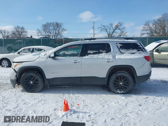 2019 GMC Acadia SLT z VIN 1GKKNULS7KZ170471, wystawiony jako IAAI lot #41499589 z przebiegiem 142 064 mil mil oraz . Historia ofert i sprzedaży dostępna na DreamBid. Obrazek 14.