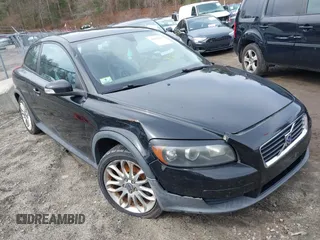 2008 Volvo C30 Version 1.0 with VIN YV1MK672382051928, listed as a IAAI auction lot 41832926 with 124,304 mi miles and . Bid and sale history available at DreamBid. Image 1.
