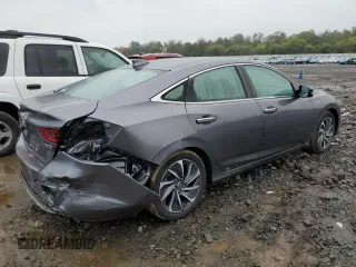 2019 Honda Insight Touring with VIN 19XZE4F98KE010310, listed as a Copart auction lot 61811544 with 52,514 mi miles and Salvage Title. Bid and sale history available at carsss.com. Image 3.