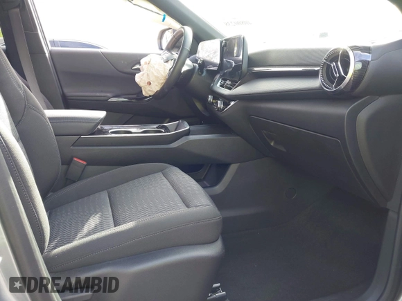 2025 Chevrolet Equinox FWD LT with VIN 3GNAXHEG0SL141748, listed as a IAAI auction lot 40800238 with 2,789 mi miles and . Bid and sale history available at DreamBid. Image 5.