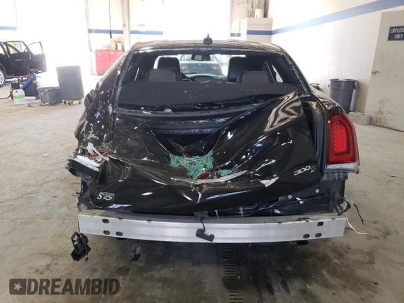 2020 Chrysler 300 S z VIN 2C3CCABGXLH145751, wystawiony jako Copart lot #46607105 z przebiegiem 75 546 mil mil oraz Szkoda całkowita • Salvage title. Historia ofert i sprzedaży dostępna na DreamBid. Obrazek 6.