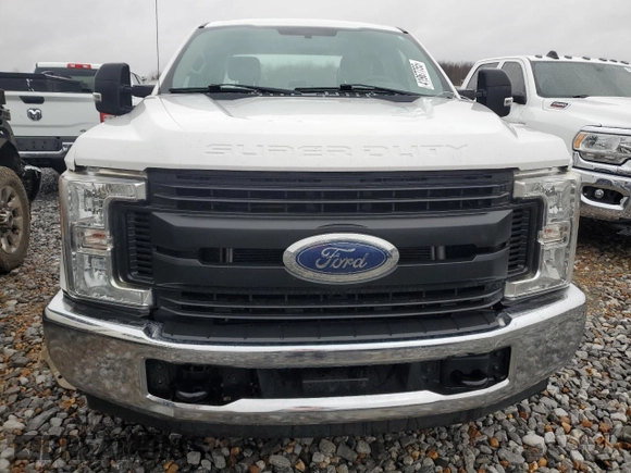 2017 Ford F-250 XL z VIN 1FD7X2A66HEE51243, wystawiony jako Copart lot #41967755 z przebiegiem 194 364 mil mil oraz Szkoda całkowita • Salvage title. Historia ofert i sprzedaży dostępna na DreamBid. Obrazek 5.