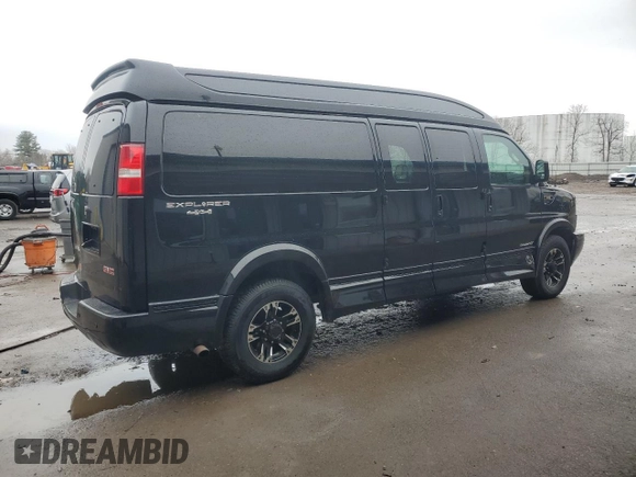 2018 GMC Savana Cargo Van with VIN 1GTW7BFG5J1160683, listed as a Copart auction lot 53020075 with 81,359 mi miles and Salvage Title. Bid and sale history available at carsss.com. Image 3.