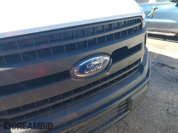 2018 Ford F-150 XL with VIN 1FTMF1C59JKF99158, listed as a IAAI auction lot 41356147 with 200,694 mi miles. Bid and sale history available at carsss.com. Image 6.